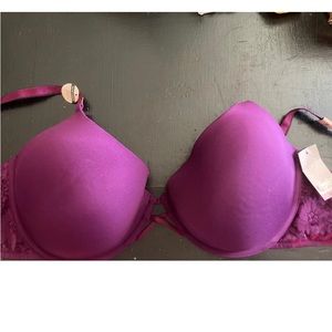 Candie’s Bra BNWT size 38DD